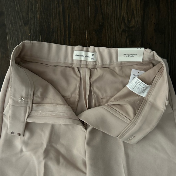 A&F ultra high rise work trousers with cute cuff detail! - Picture 4 of 6